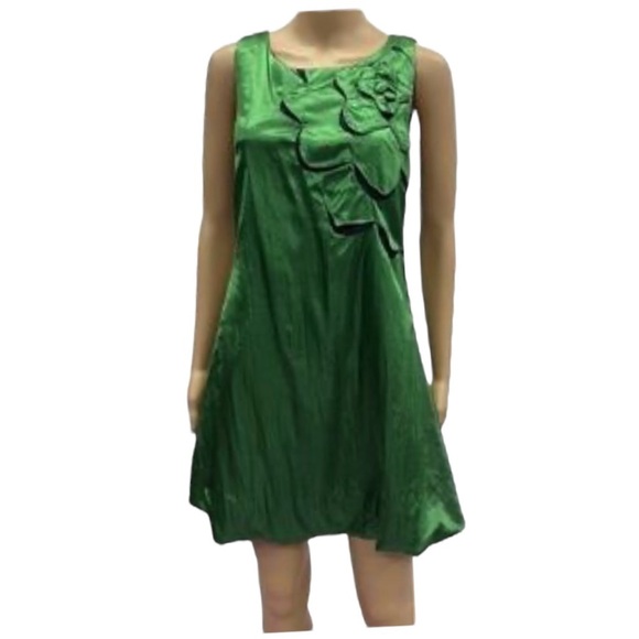 Sugarlips Dresses & Skirts - SugarLips emerald green bubble hem dress